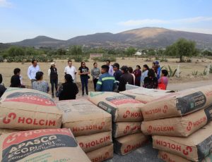 Entrega de cemento, arena y grava para comunidad del Satillo en Ixtlahuaca3